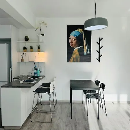 White 1-Bdr Apartment Agyos Tychonas Limassol Exterior photo