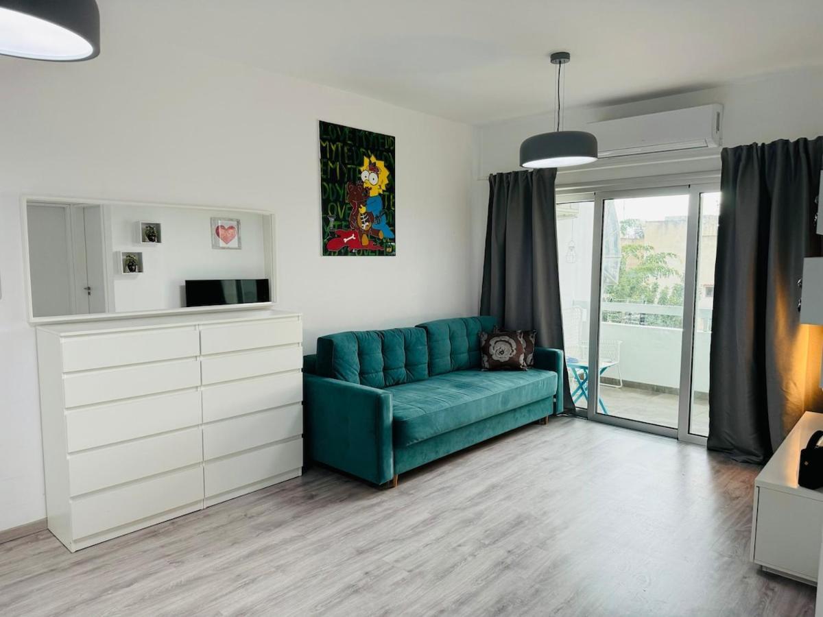 White 1-bdr Agyos Tychonas Apartament Limassol